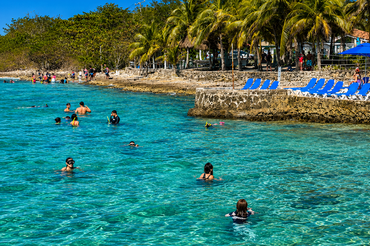 Cozumel 2-Hour Boat Snorkeling Adventure
